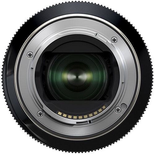 Tamron-28-300mm-F4-7.1-Sony-Di-II- VC-VXD-E-Mount-Lens04